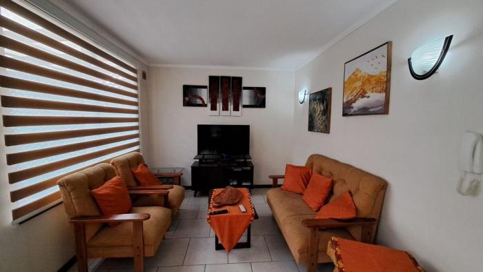 Los Robles 2 Condominio, comfort and proximity