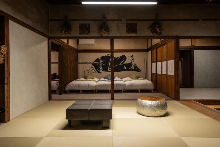AGE -7 minutes walk from Kawaguchiko Station