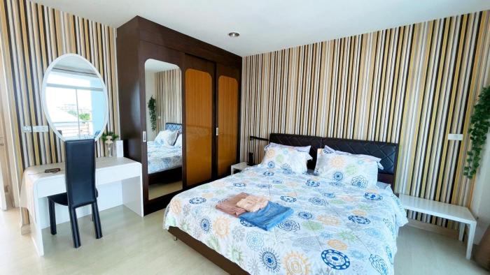 The Beach Bangsaen Condo 327-44