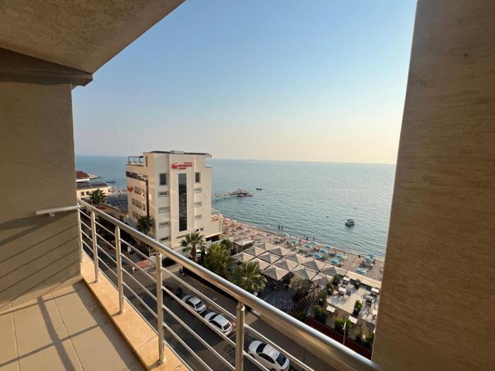 Casa del Mar 6 - First line sea view