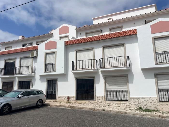 Charming Coastal Apartment 200 m from the Promenade