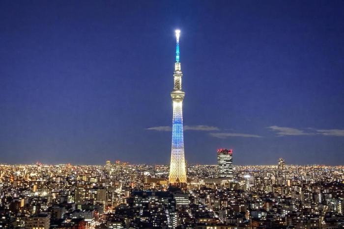 カップル 子連れ家族最適!! 東京和風旅館 68インチYouTube Netflix映画体験!! 駅徒歩1分!! スカイツリー4分 浅草8分 上野 銀座 ディズニーへ便利 成田空港 羽田空港直通 WiFi 長期歓迎 八広202a