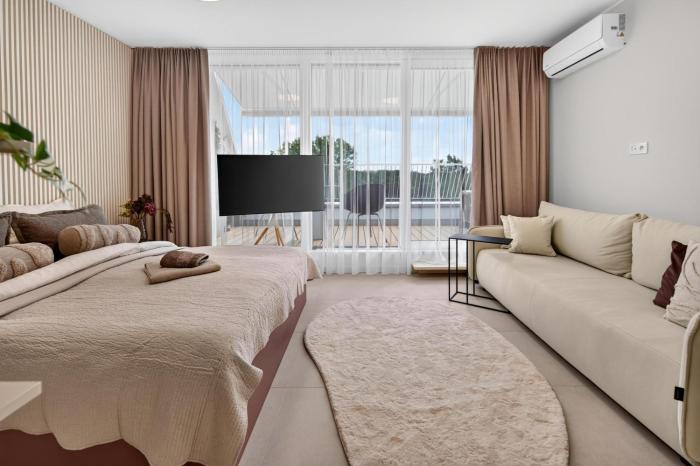 Historic Center Apartment - Near Castle & River