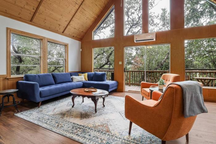 3BR Hill Country Cabin Near Canyon Lake