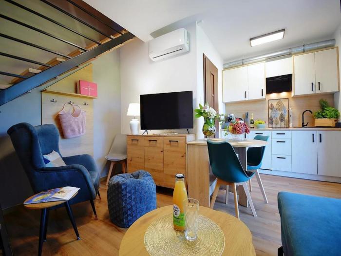Comfortable holiday homes with terraces, Mielenko