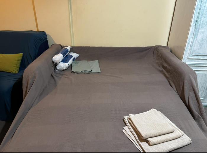 Stay in our bright, comfortable studio