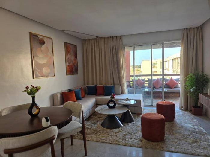 Modern 2BR, Pool & Self Check-In - Marrakech