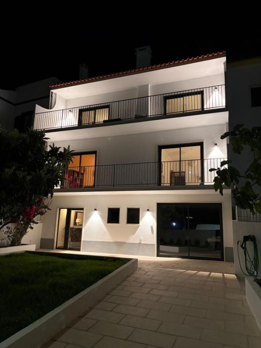 Villa Magnólia with Terrace and Sea Views