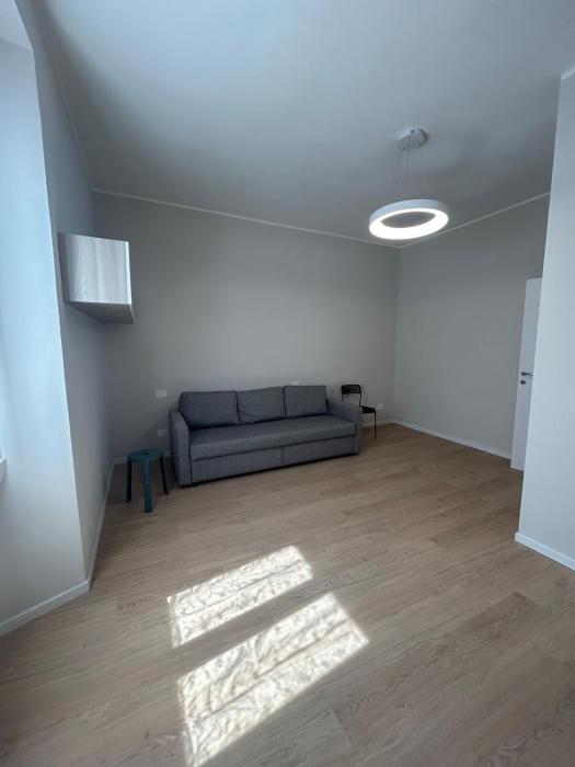 Bright and Quiet Apartment near Central Station