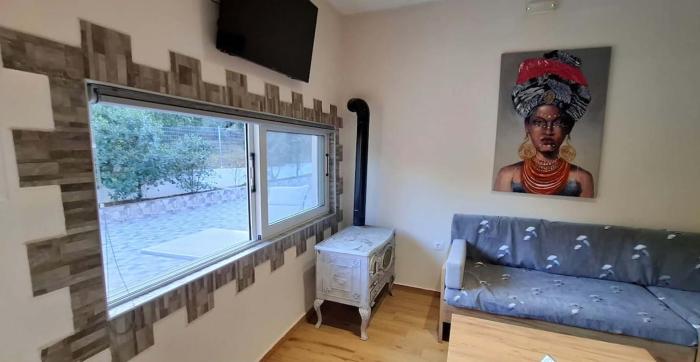lake agia apartments