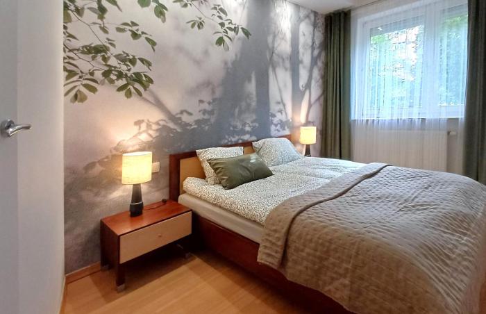 By the Tree Apartment Kabaty - Metro & Forest