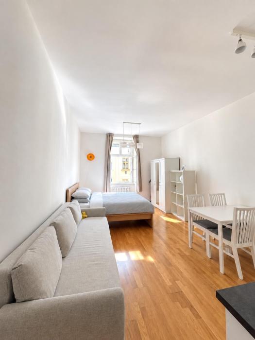6 Prague Central Station apt, 28m2