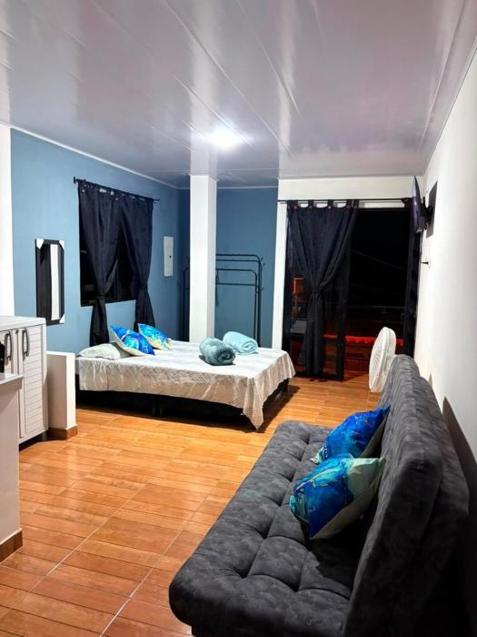 Floral Home Acacias - Laguna Vieja, Studio Loft
