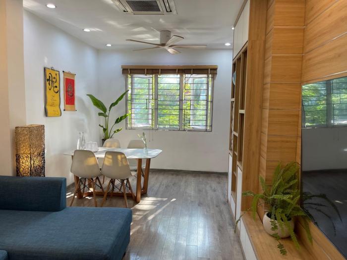 Bright 2BR Home, 5 min to Hoan Kiem Lake
