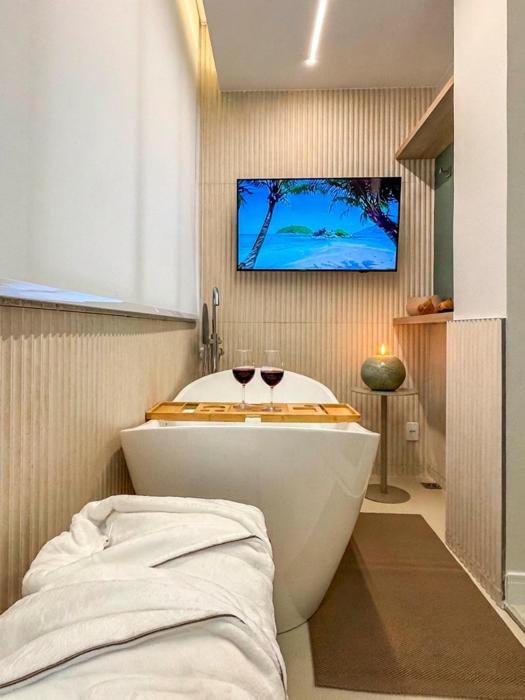A 100 metros da Praia Banheira Ar Home Office