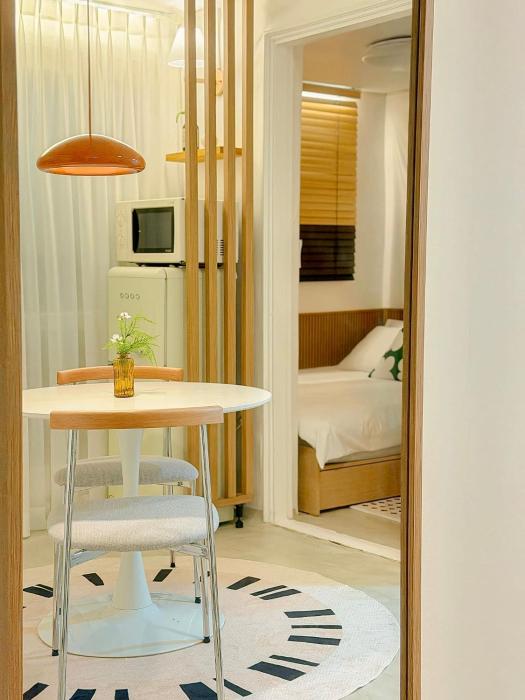 3 Beds for 6 Seolleung Seonjeongneung COEX Gangnam Cheongdam Airport Bus