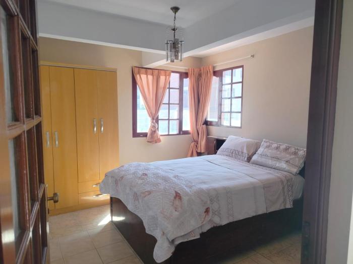 Departamento privado en casa familiar