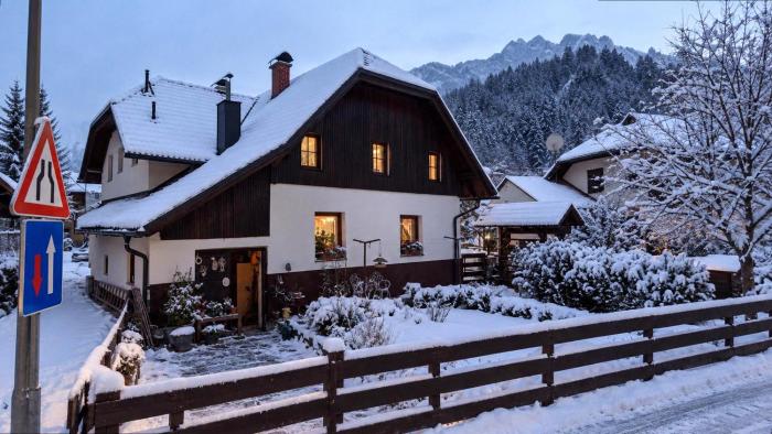Marafika ski house