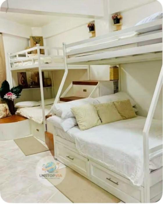 Beachfront Family Studio- 2,Double Beds