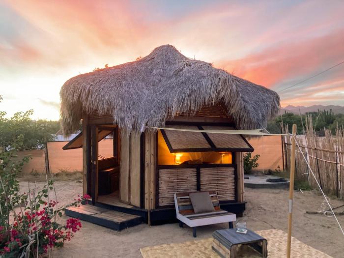 BuenaOnda eco glamping spa & kite spot