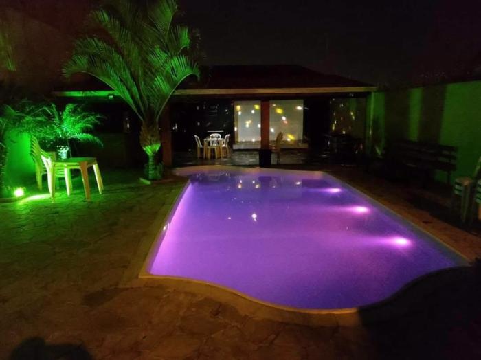 Casa com piscina, Spa e próximo ao Shoping cidade