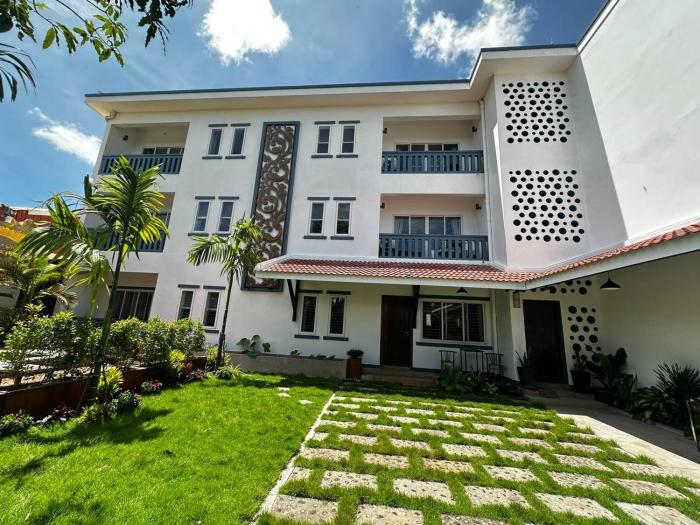 Angkor Stay & Living