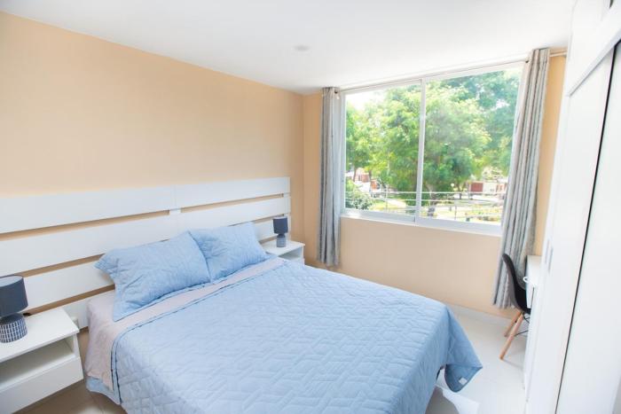 Departamento en zona tranquila frente a parque