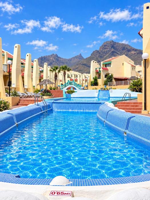 Mareverde sea & mountain view with pool