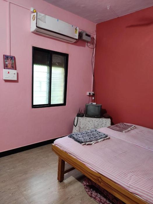 Guruji HomeStays