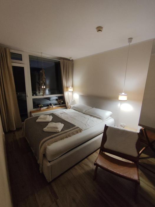 HEARTH HILL VIEW APARTMENT