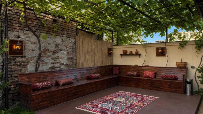 Grape yard - Guest House in Tbilisi