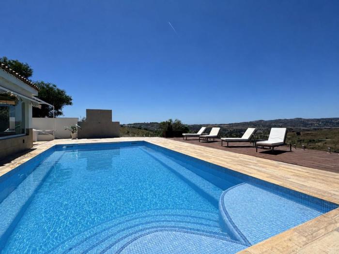 Villa LOMAS DEL FLAMENCO