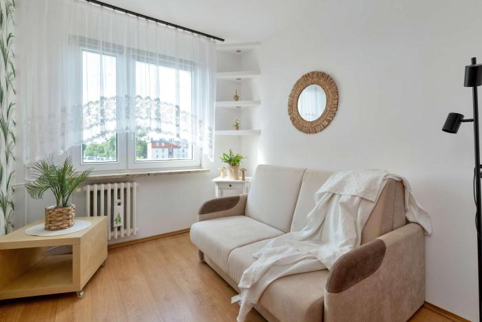 Practical Apartment in a Quiet Neighbourhood in Gdynia by Noclegi Renters