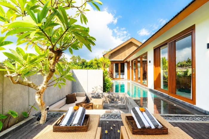 DIPU-Suites Elegant 2BR Architectural Villa Modern Luxury