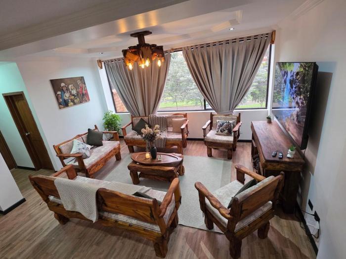 Casa Yanuncay Rustic house with parking in Cuenca