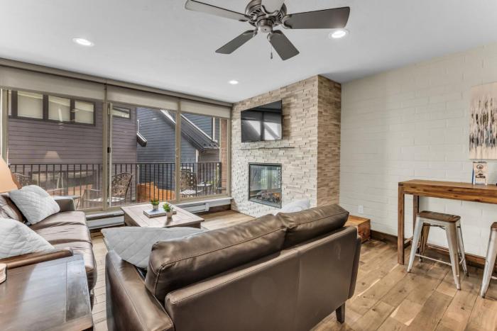 Park City Gem - Walk to Slopes Shared Hot Tub