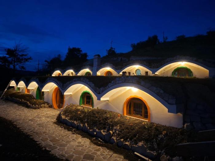 Hobbits Village