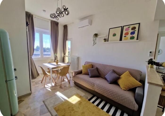 15 min walk to Fiera Milano - 5 min to Pero Metro