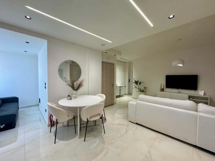 White House Apartments