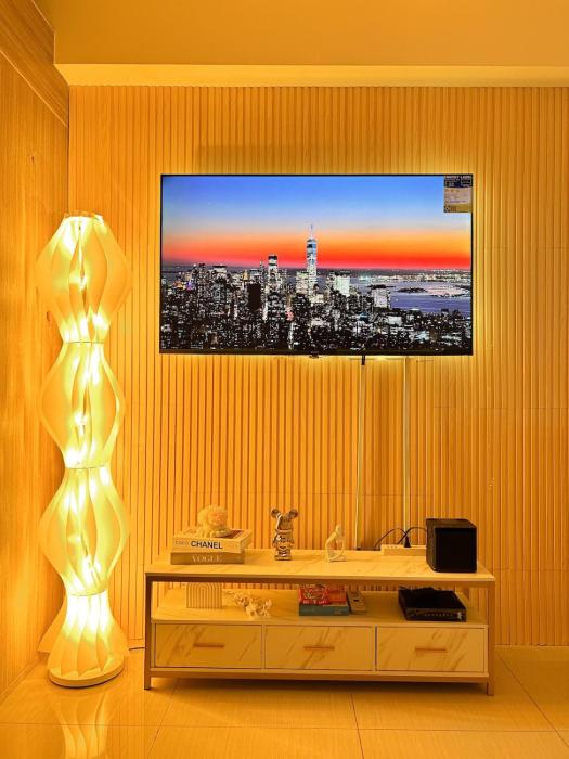 Del Serene Cozy Minimalist Staycation at Shore C1