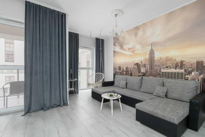 Apartament z Balkonem na 10 Piętrze w Łodzi by Noclegi Renters