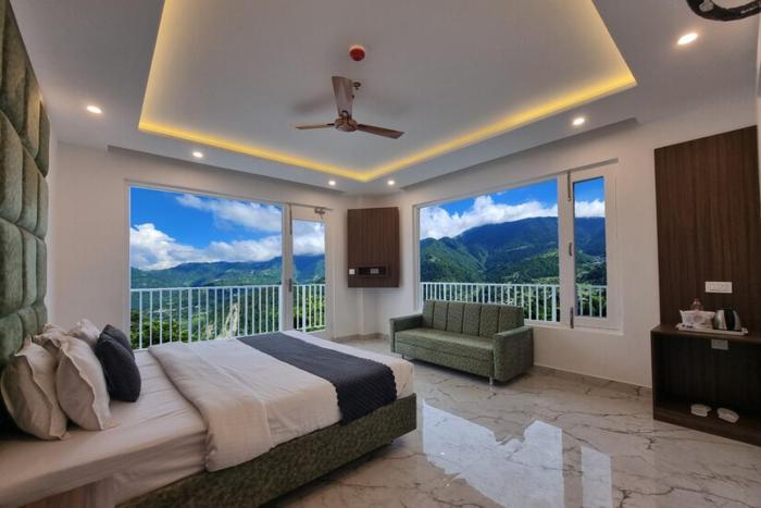 Hotel Luxe Vista Dalhousie By Snow Crest
