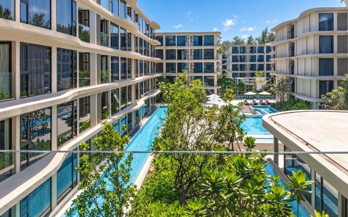 Bellevue Beachfront 1 bedrooms Apartment, pool view by TVC
