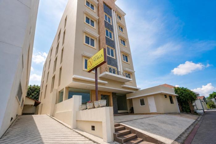 Townhouse Oak Hotel Niaga Surabaya