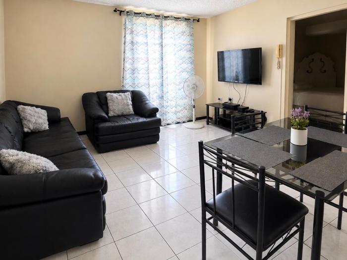 Grand Two Bedroom Apt