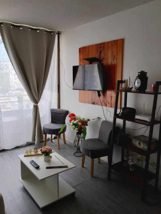 Comodo departamento a una cuadra de playa la Herradura