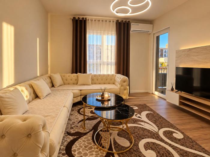 Livia Luxury Apartment