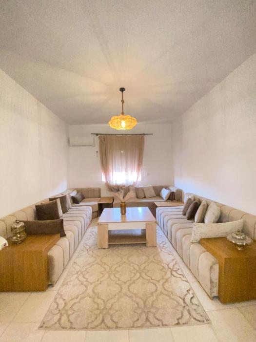 Family apartment in Ain Mezouar
