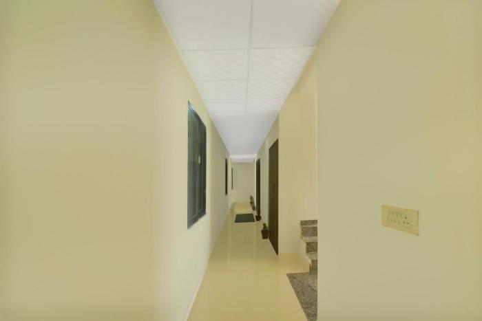 Hotel O Aabha Residency