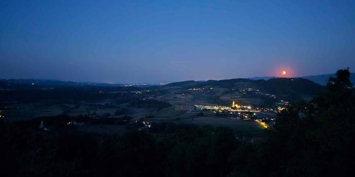 Holiday Home with A - C in Smarjeske Toplice 58334